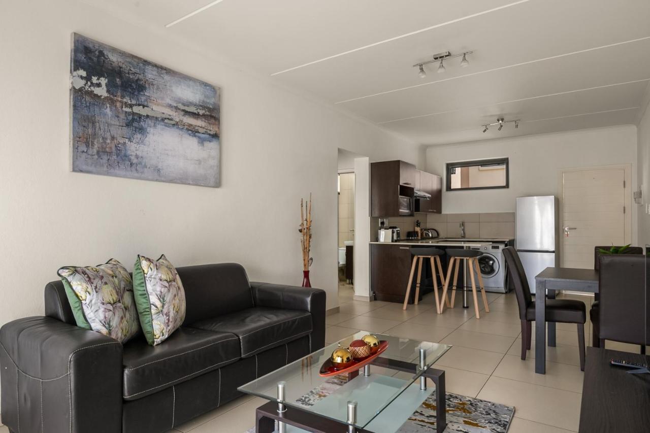 V&S Apartments - Immaculate Luxury Apartment In Fourways, Johannesburg Sandton Exterior foto