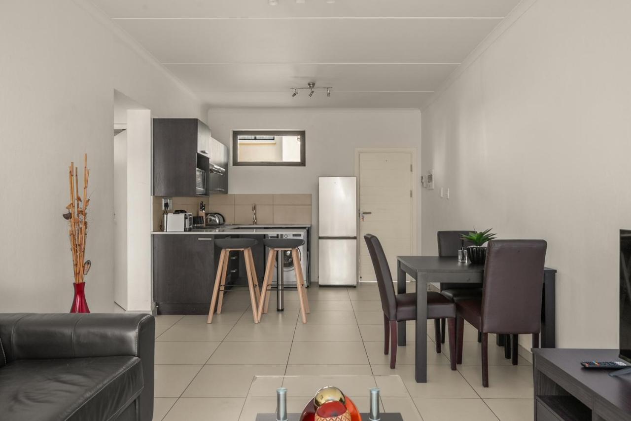 V&S Apartments - Immaculate Luxury Apartment In Fourways, Johannesburg Sandton Exterior foto