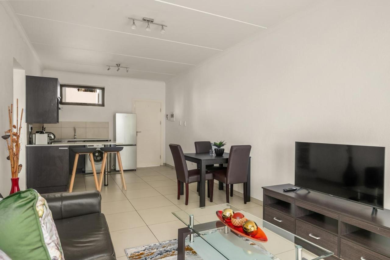 V&S Apartments - Immaculate Luxury Apartment In Fourways, Johannesburg Sandton Exterior foto